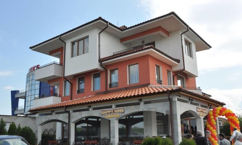 Happy Ring Guest Rooms Haskovo Eksteriør billede